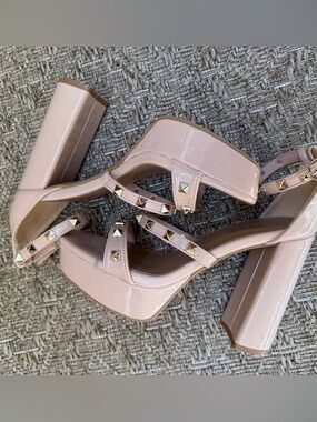 Bamboo Women’s  (block heel) Platform Shoes With Ankle Straps Nude  6